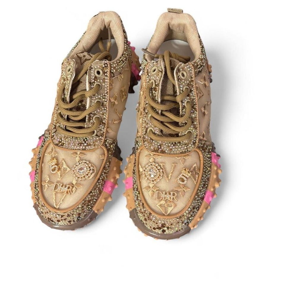 chunky sneakers in women's size 43 (fits approximately a US Women's 11